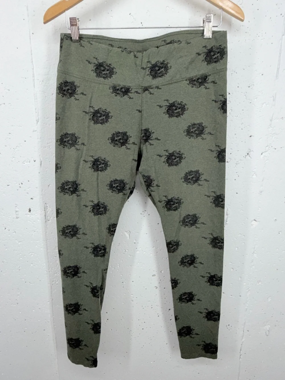 Pact Women’s Size Large Olive Green Grateful Dead Leggings - Picture 2 of 12